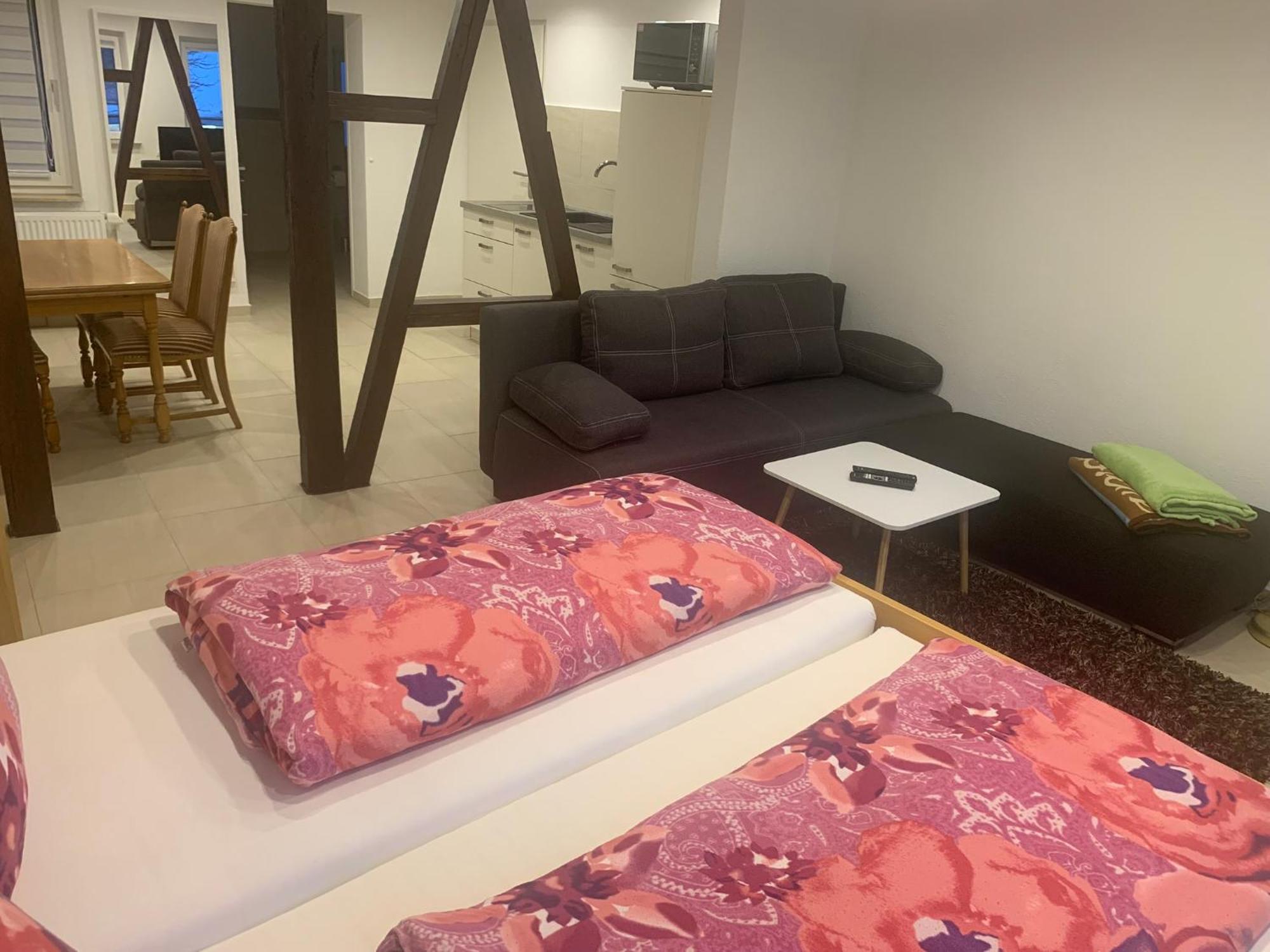 Boardinghouse Schnaitheim - Apartment Гайденгайм-ан-дер-Бренц Екстер'єр фото